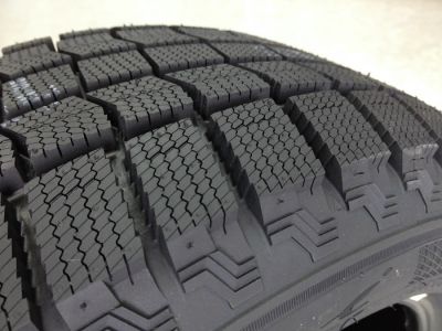 Maxxis SP3